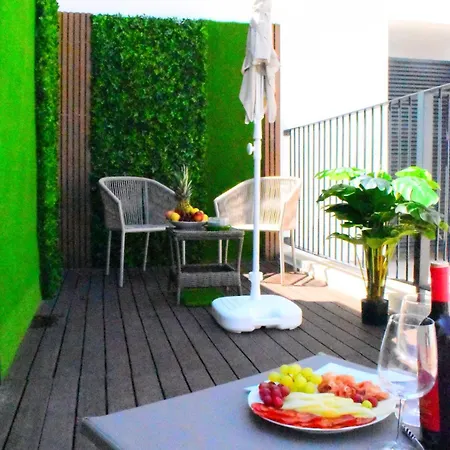 Bright Duplex In Centre Malaga